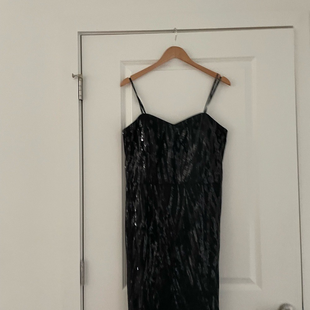 City Chic Monroe Sequin Maxi Dress - Picture 9 of 10